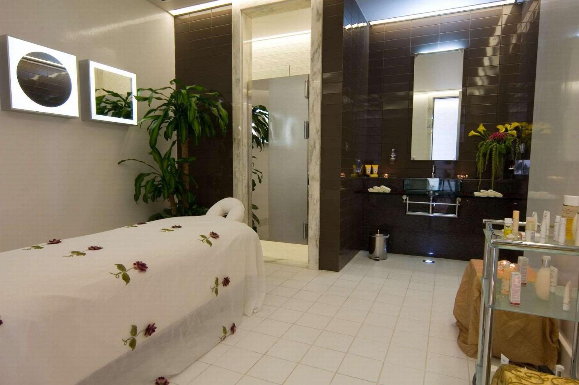 Waldorf Astoria Jeddah - Qasr Al Sharq Hotel Bagian luar foto
